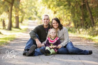 Pittsburg Kansas wooded road family picture
