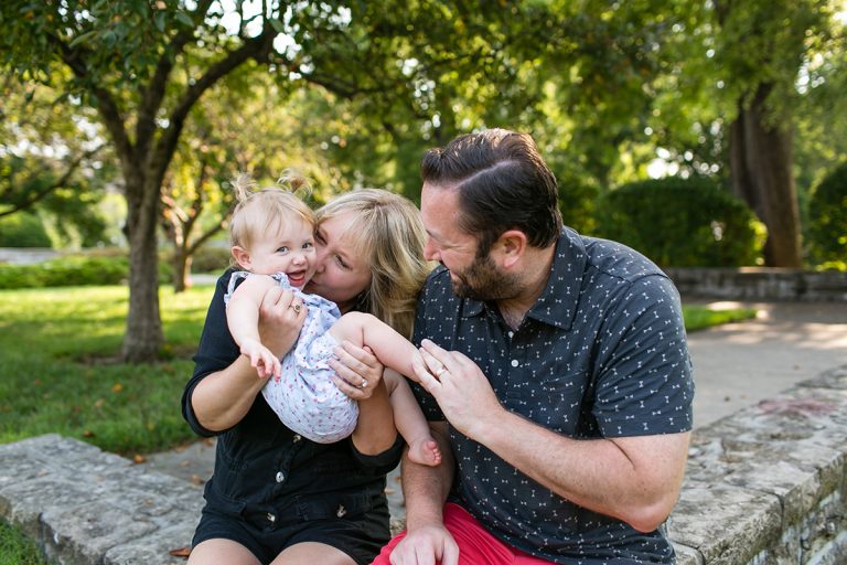 photographers in johnson county family pictures