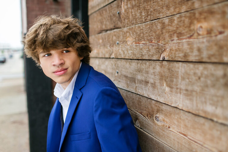 high school boy senior pictures in Shawnee Kansas City