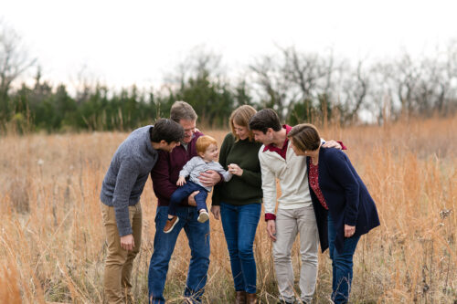 extended family photographer in Overland Park
