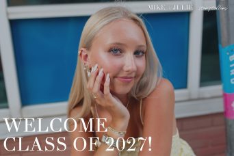 Welcome Class of 2027 | Tips For Your Senior Pics senior photos in johnson county kansas