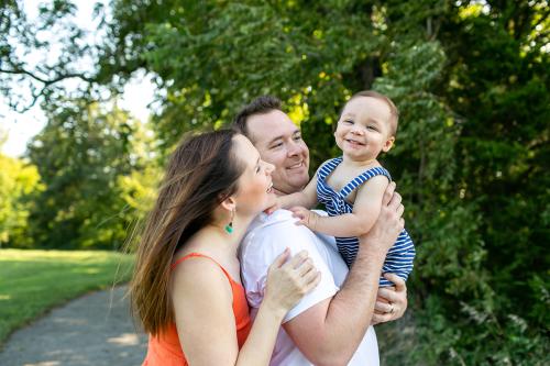 happy family pictures in Lenexa Kansas