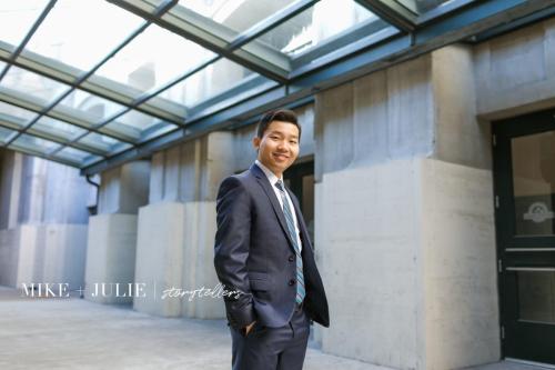 on location headshot that isn't boring in Kansas City